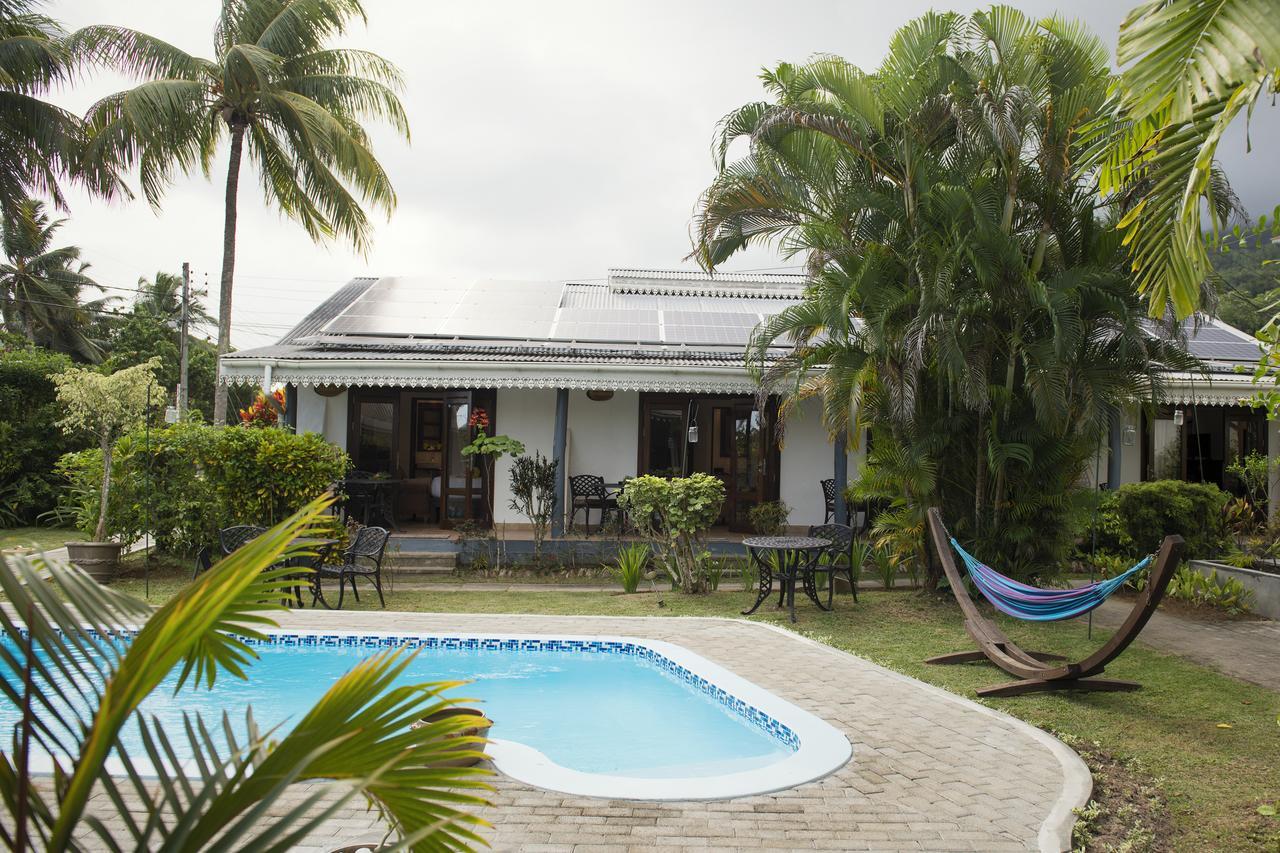 Auberge Chez Plume Anse Boileau Exterior foto